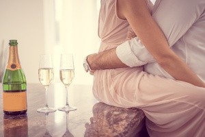 [广州市私家侦探，广州私人调查，广州调查小三，广州调查外遇]广州市出轨调查：面对婚姻中的第三者，能否报警求助？